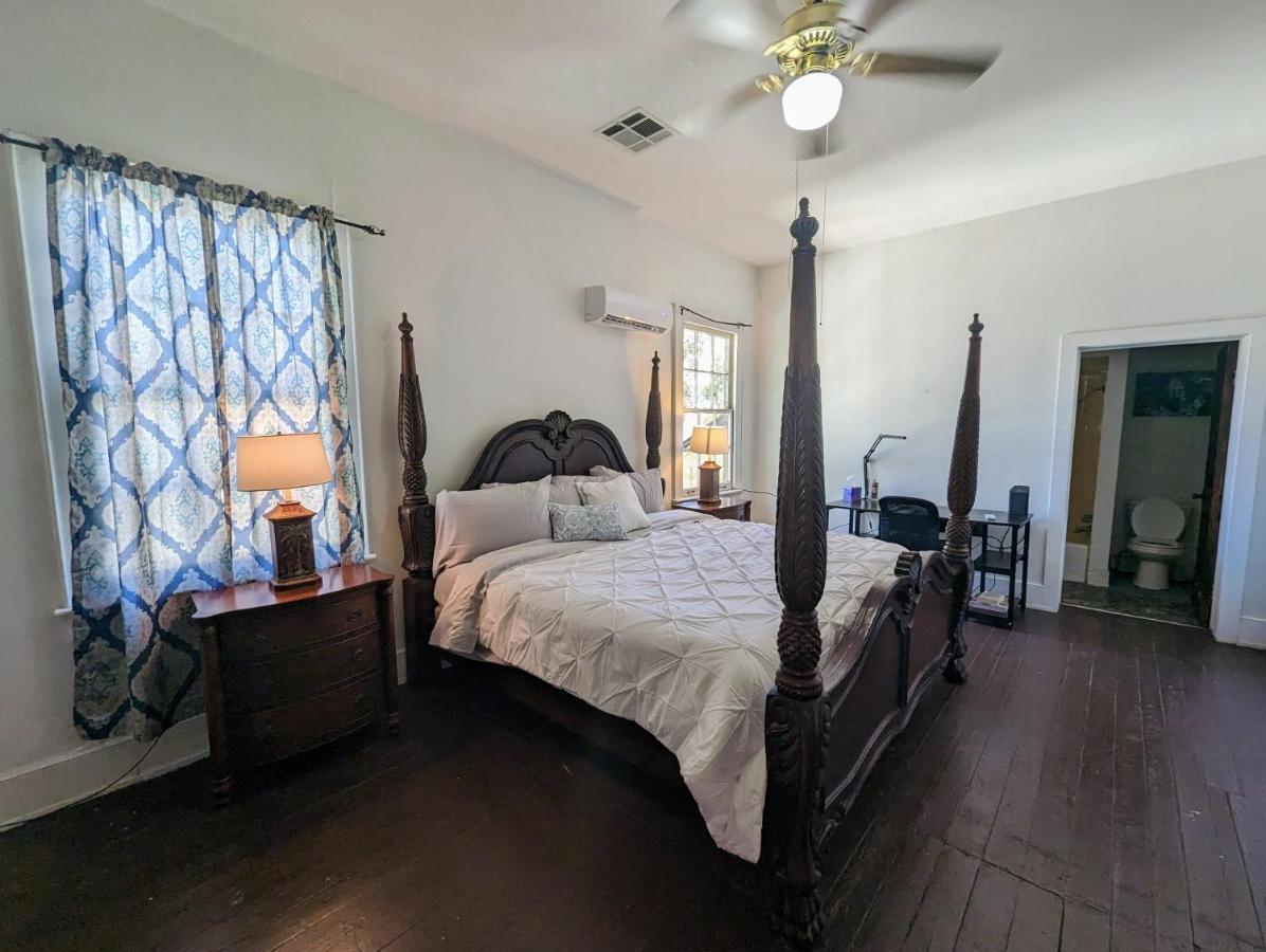 Villas De Frenchmen ニューオーリンズ エクステリア 写真