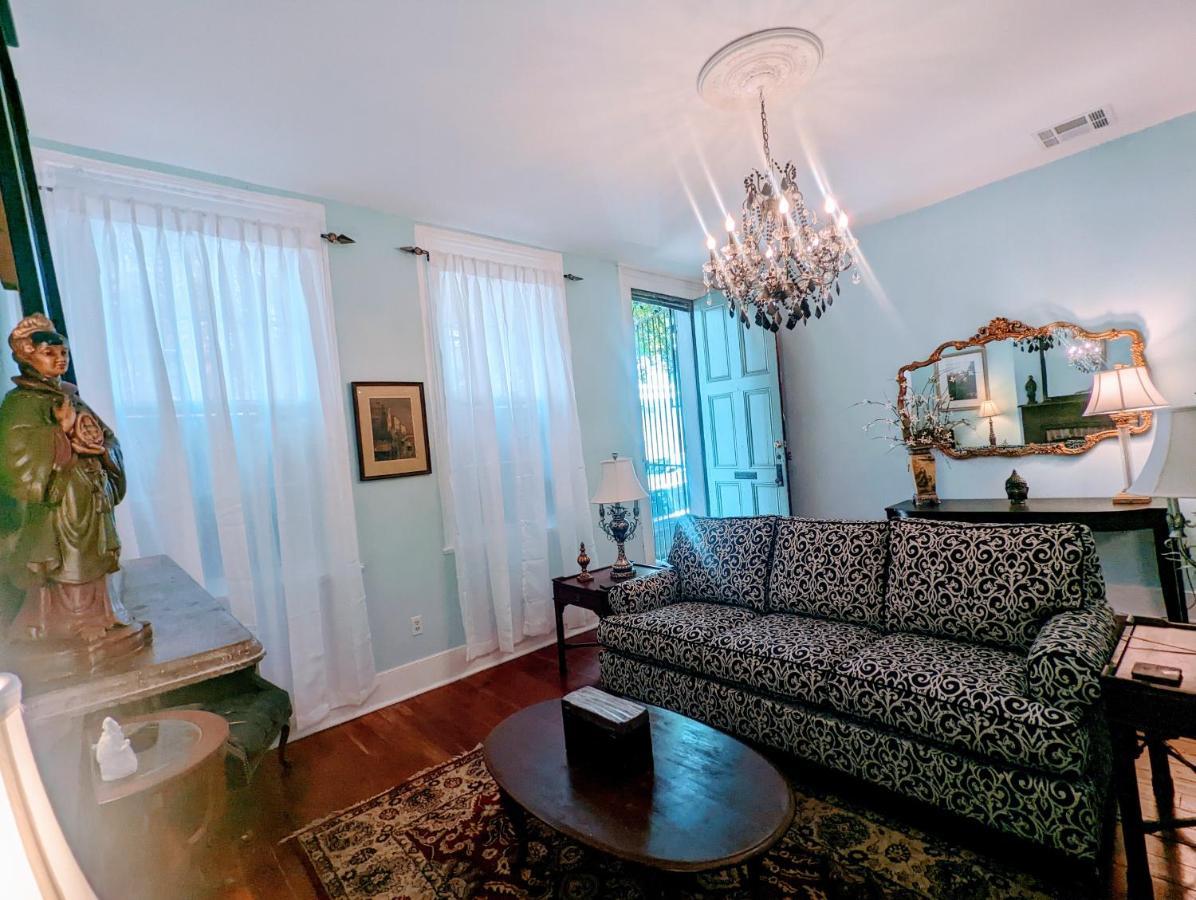Villas De Frenchmen ニューオーリンズ エクステリア 写真