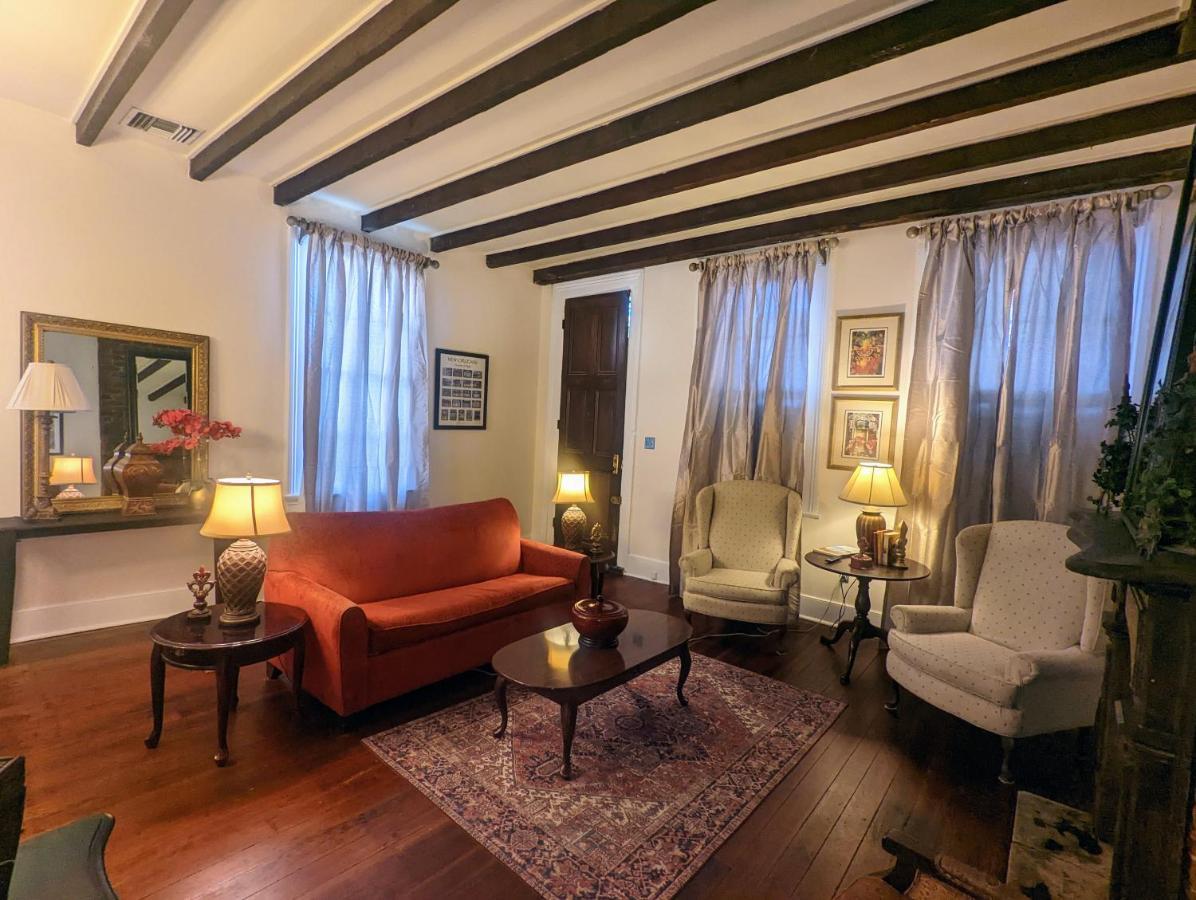 Villas De Frenchmen ニューオーリンズ エクステリア 写真