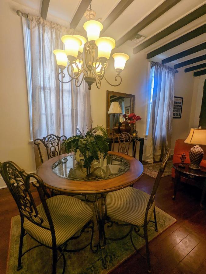 Villas De Frenchmen ニューオーリンズ エクステリア 写真